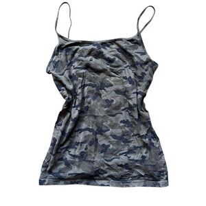 goodness gracious >.< | gorgeous Y2K camo tank top